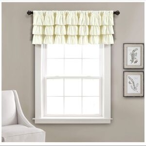 Lush Decor Belle Valance